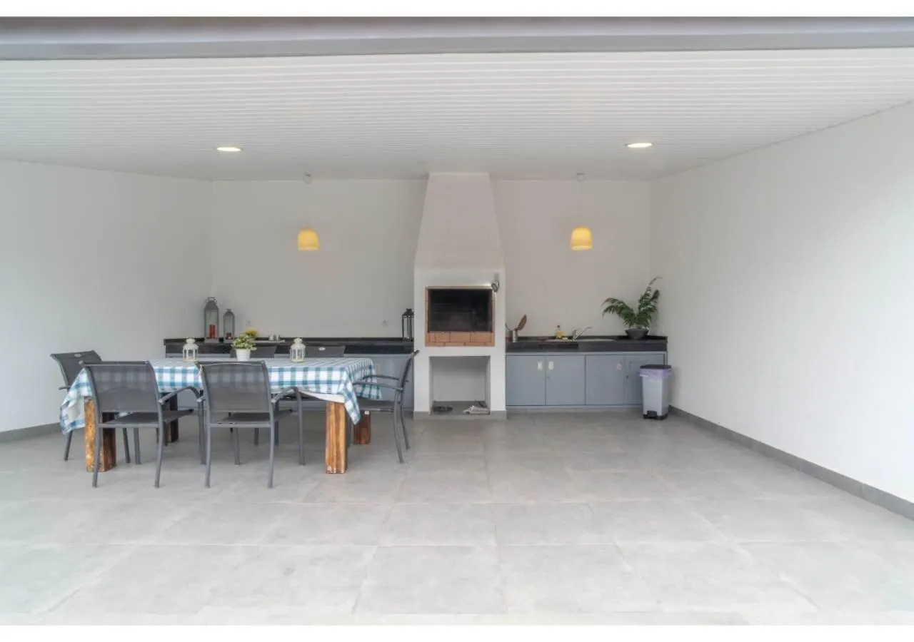 Serenity Villa Estreito Da Calheta Дом отдыха