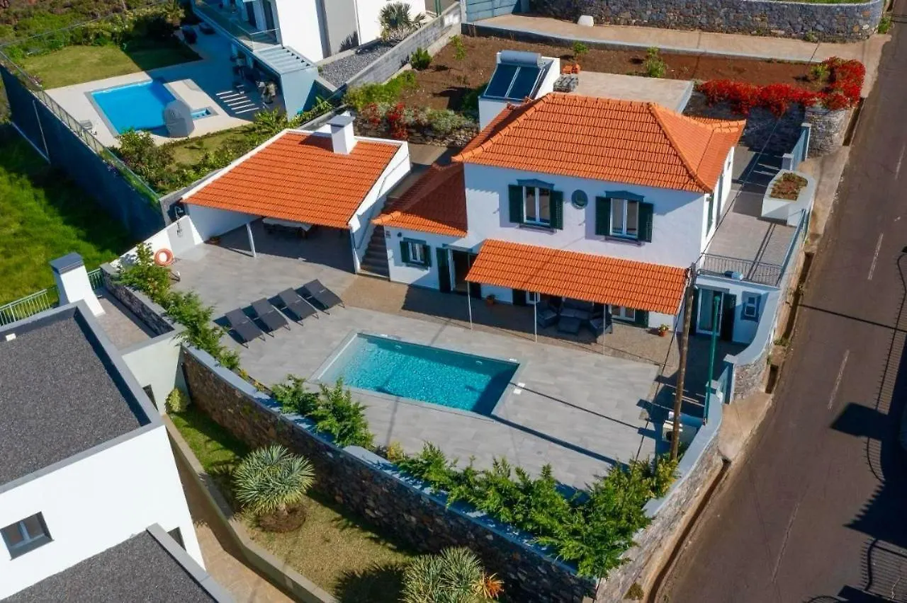 Serenity Villa Estreito Da Calheta 0*,